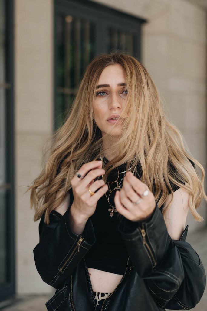 READY TO GO BLONDE?